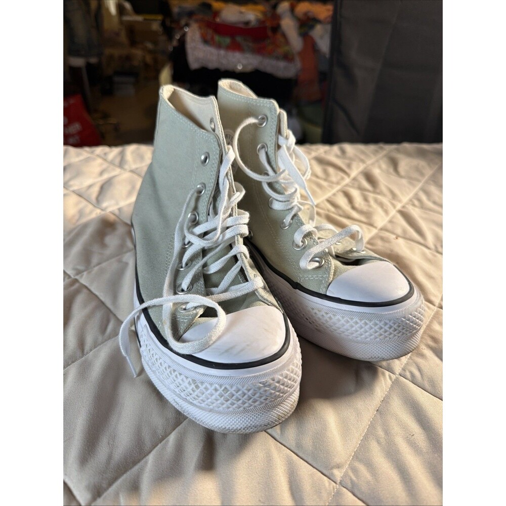 Converse Chuck Taylor All-Star Platform Size 8